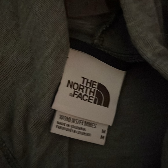 North face green pullover - Picture 3 of 4